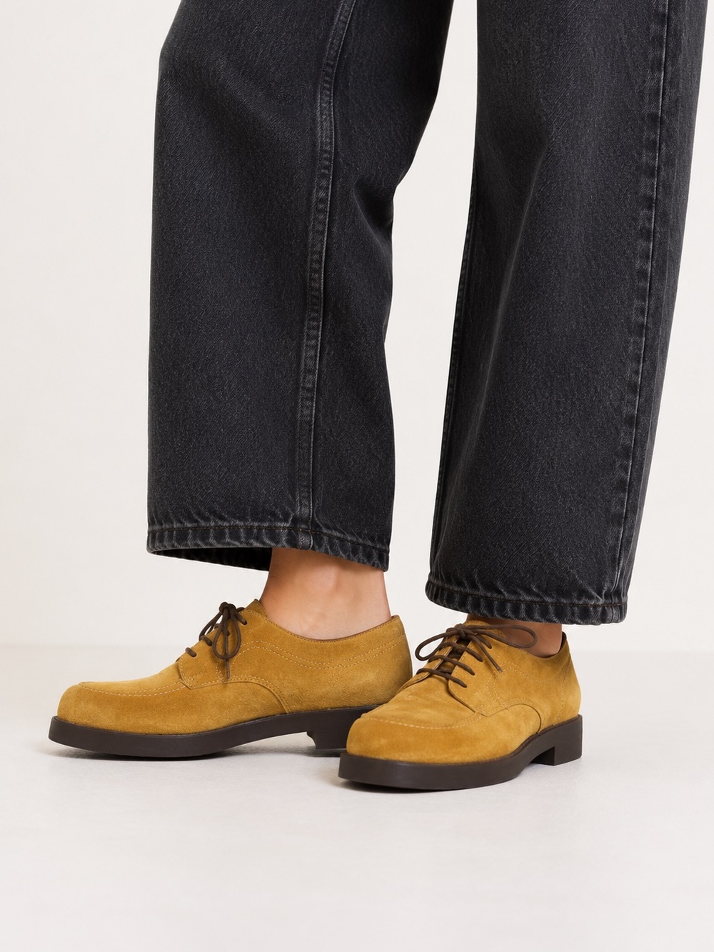 Vintage Hush Puppies mustard Suede Derbys